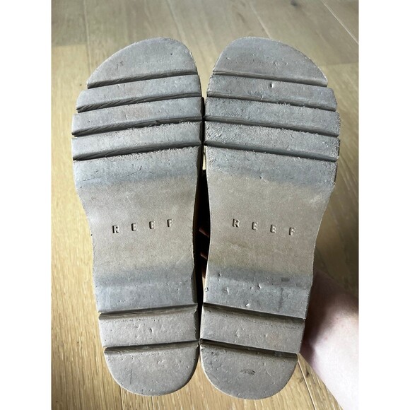 Reef Cushion Vista Hi women’s sandal size 9 - neutral color - Picture 6 of 7